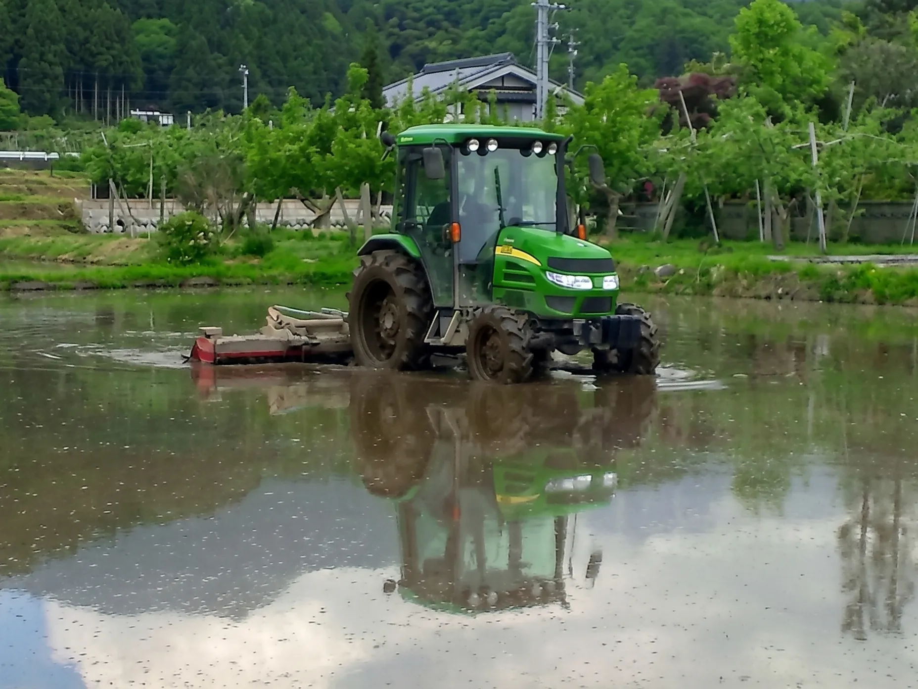 土づくりと田植え